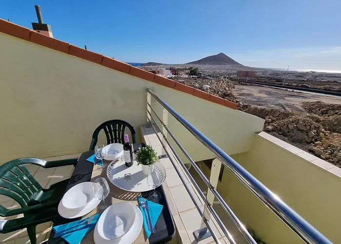 Vientos Only 100m To The Surf Beach, Terrace, Balcony, Sea View, Wifi Casa de Férias Granadilla De Abona