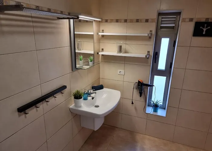 Vientos Only 100m To The Surf Beach, Terrace, Balcony, Sea View, Wifi 펜션 *