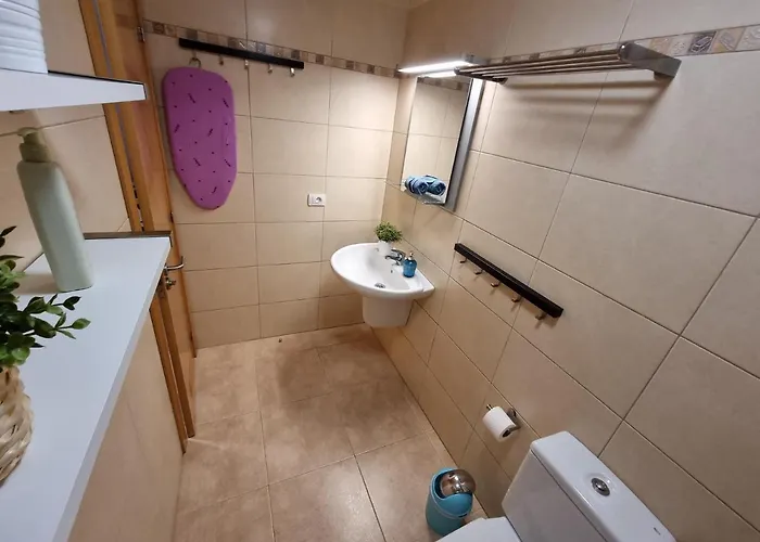 펜션 Vientos Only 100m To The Surf Beach, Terrace, Balcony, Sea View, Wifi